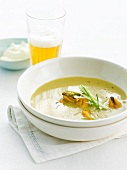 Mussel and white beer soup
