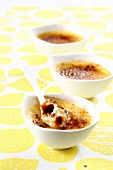 Creme Brulée mit Zitrone