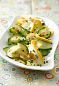 Steamed zucchinis with honey, chives and coarse salt
