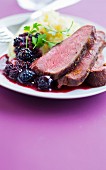 Duck magret with blackberries, homemade mashed potatoes