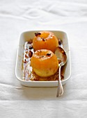 Baked apples with raisins