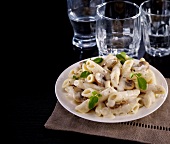Penne with mushrooms and bechamel sauce