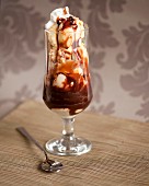 Chocolate and almond ice cream sundea