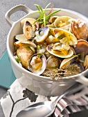 Littleneck clam marinières