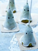 Halloween ghost pears