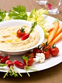 Raw vegetables with hummus