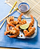 Shrimps breaded with crushed peanuts