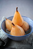 Poached pears in their syrup