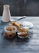 Rhubarb-ginger crumble