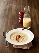 Feine Cremesuppe mit Foie Gras