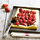 Strawberry and caramel thin tart