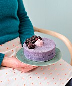 Angel Cake mit Brombeeren