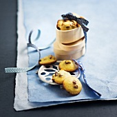 Whisky and raisin cookies