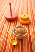 Baby's apricot-apple compote