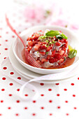 Fish tartare with strawberries