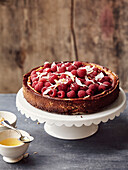 Coconut-raspberry and honey cheesecake