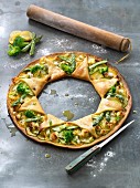 Broccoli,green asparagus and lemon crown-shaped pie