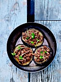 Japanese-style sliced aubergines with ground beef