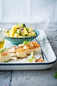 Salt-cod brochettes, pasta salad, mango and avocado