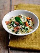 Scrambled eggs with watercress and smoked salmon