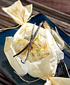 Rolled sole fillets with vanilla, shallots and lime zests