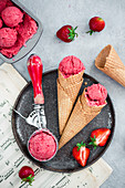 Strawberry-banana ice cream