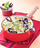 Spaghetti with mussels