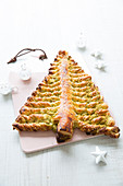 Flaky Pastry Pesto Christmas Tree