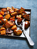 Oven-baked pumpkin with sultanas