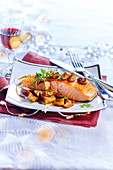 Salmon steak with porcini mushrooms (Christmas)