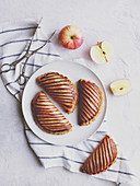 Chaussons aux pommes,apple turnovers