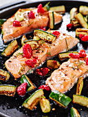 Salmon cooked unilateral with raspberries and zucchini