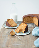 Winter cake with gingerbread spice, sliced