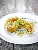 Fried courgette flowers