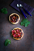 Fig and almond flaky pastry tartlets