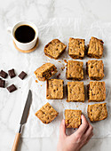 Blondies with wholemeal sugar, chocolate and nuts