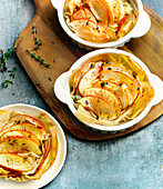 Apple and goat's cheese tartlets