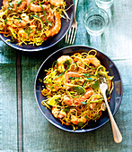Fried vegetable spaghetti with prawns