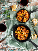 Meatballs with Catalan style and mushrooms