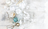 Ambiance to prepare milkshakes,ice cubes,glasses and straws