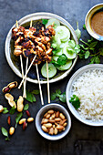 Indonesian chicken brochettes with satay sauce