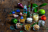 Nahrungsergänzungsmittel, homöopathische Kügelchen und ätherische Öle