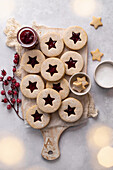 Linzer shortbread cookies with jam (Christmas)