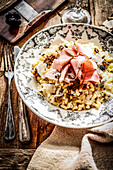 Coquillette pasta with Rostello ham and truffles
