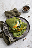Crepes with spinach and eggs