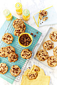 Crunchy muesli biscuits with chocolate
