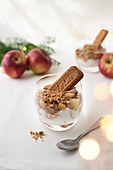 Verrine pomme speculoos sans lactose Création et photographie Nathalie Demarquoy - Oh! La vie est Belle…