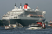 Queen Mary 2, Harbour Hamburg, Hamburg Germany