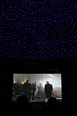 Queen Mary 2, Cinema & Planetarium, Queen Mary 2, QM2 Bordkino und Planetarium Illuminations