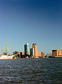 Sailer before Hanseatic Trade Center, Kehrwiederspitze, Hanseatic Trade Center, Kaispeicher A, Harbour City, Hamburg, Germany